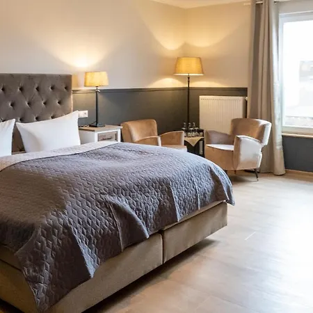 Altstadt-hotel Hotell 3*