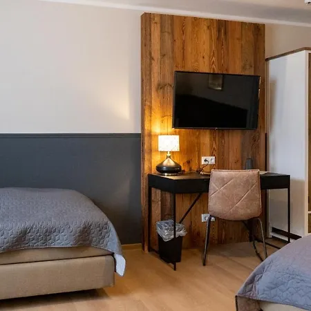 Altstadt-hotel 2*